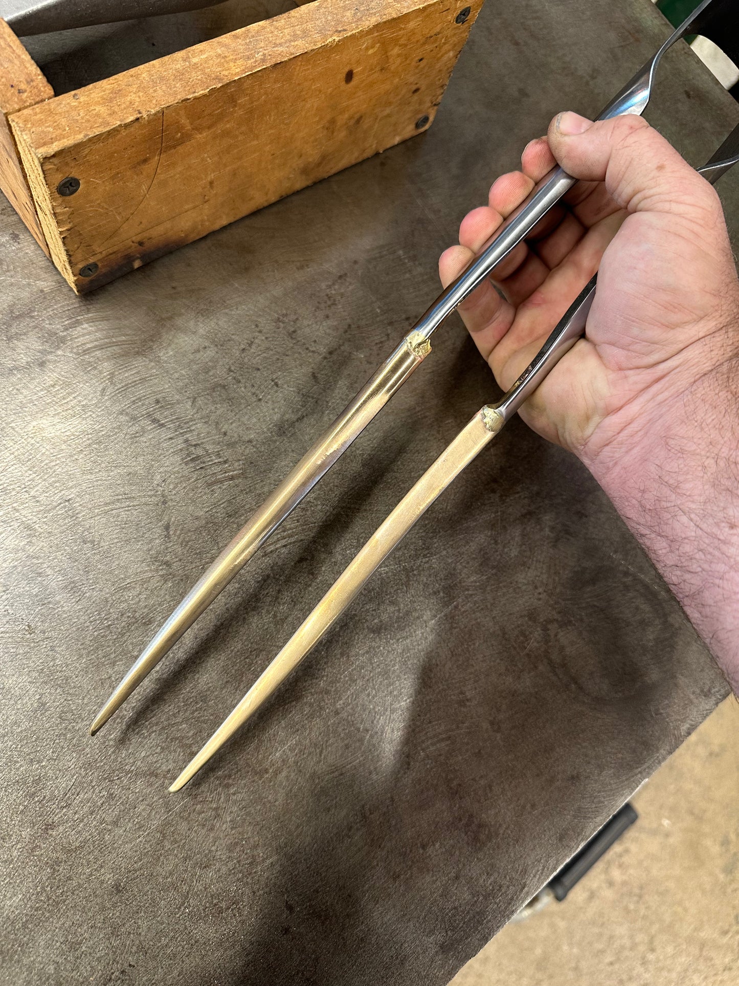 Bronze Squareback cup jacks